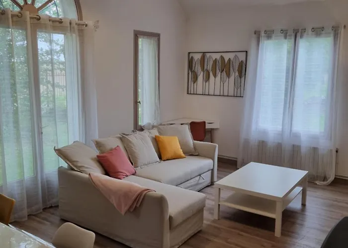 Du Grand Frene Holiday home *